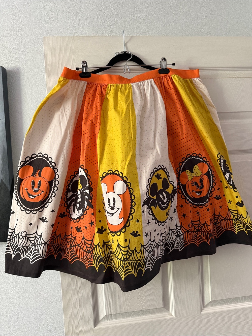 Loungefly Halloween Mickey and Minnie Panel Skirt in Orange, Yellow, White - Picture 2 of 6